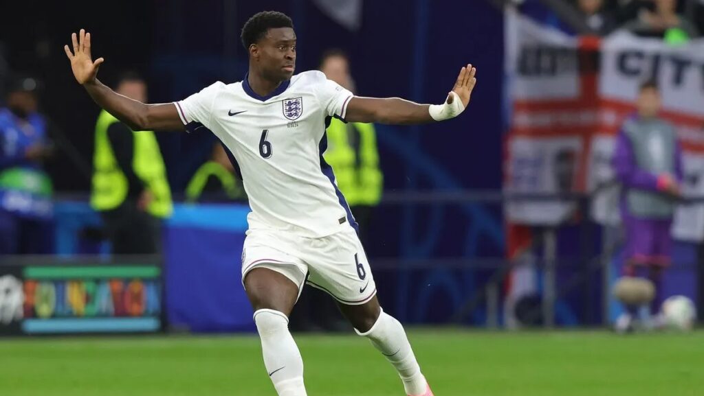 Tiểu sử Marc Guehi – Trung vệ của đội bóng Crystal Palace