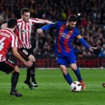 Bay ghế trong bóng đá là gì? Nguyên nhân bay ghế là gì?